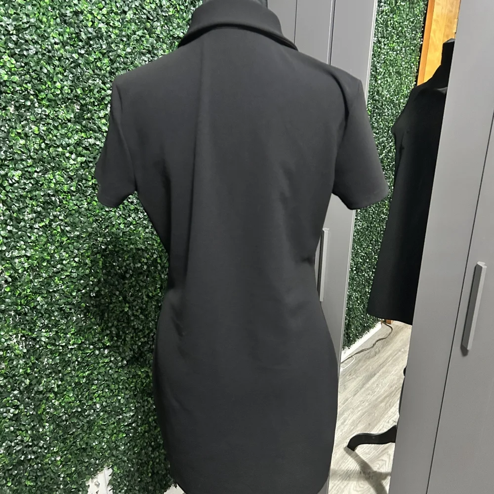 Collared Ribbed Polo Dress - Picture 3 of 4